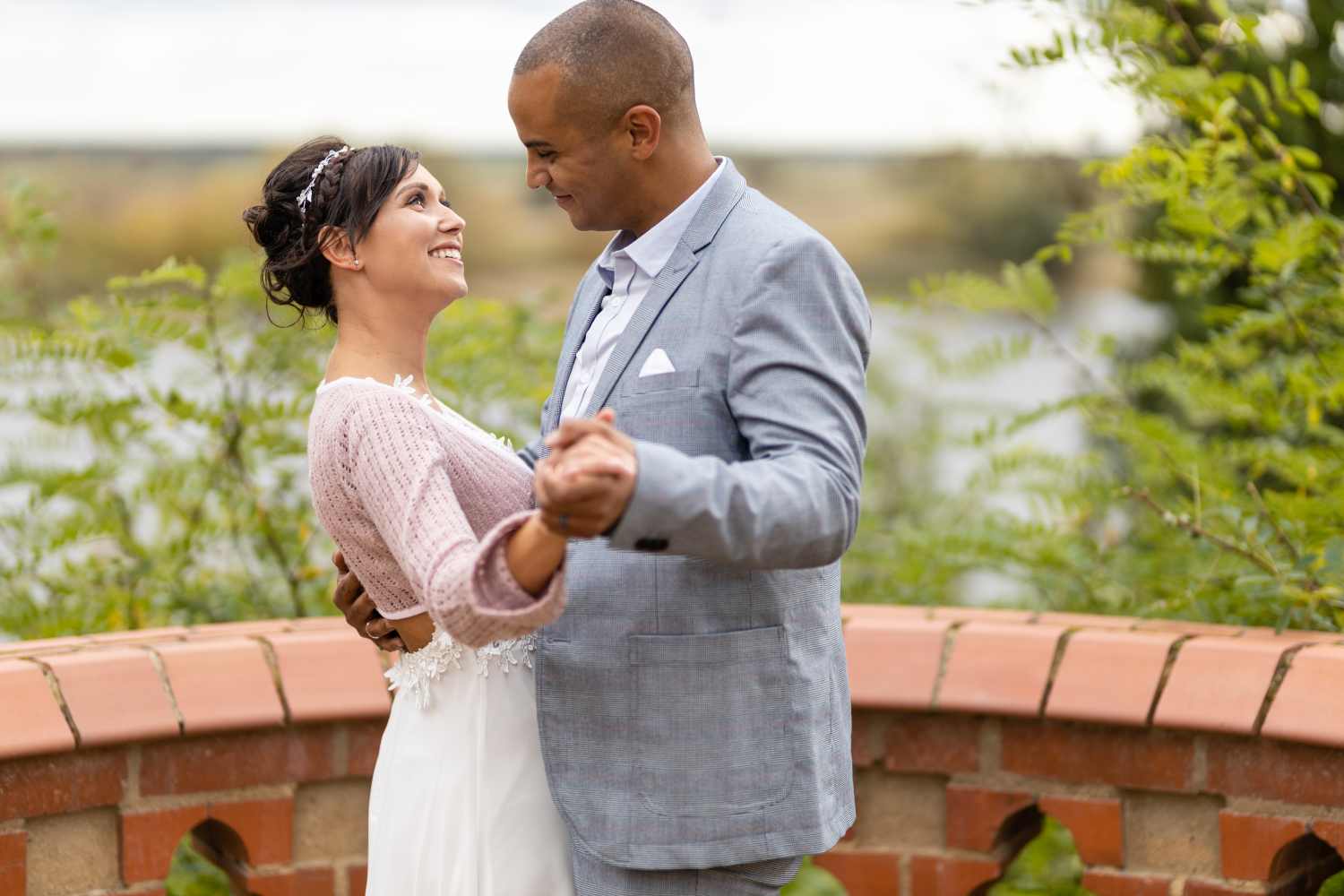 Hochzeit in Tangermünde - Brautpaarshooting im Schlosspark